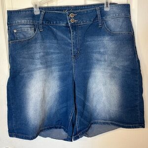 Hydraulic Jean Shorts Very Stretchy Women’s Size 20